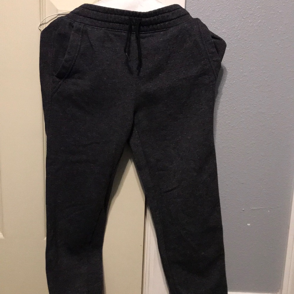 black sweatpants